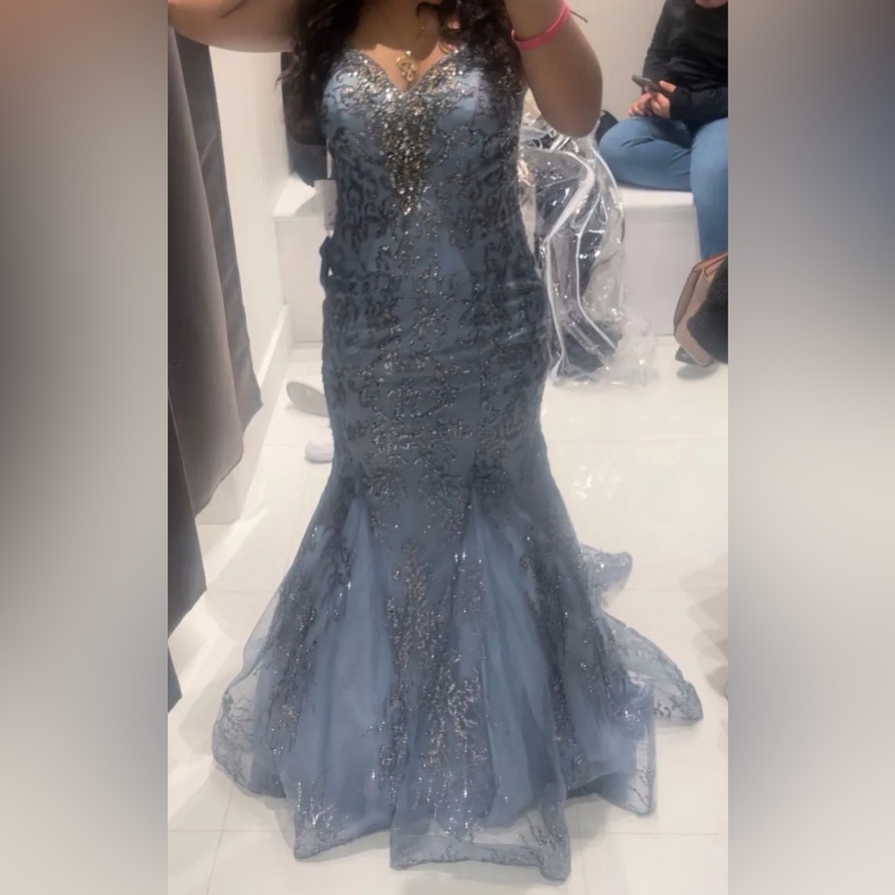 Camille La Vie blue silver Mermaid Lace Dress Prom elegant - Picture 2 of 6
